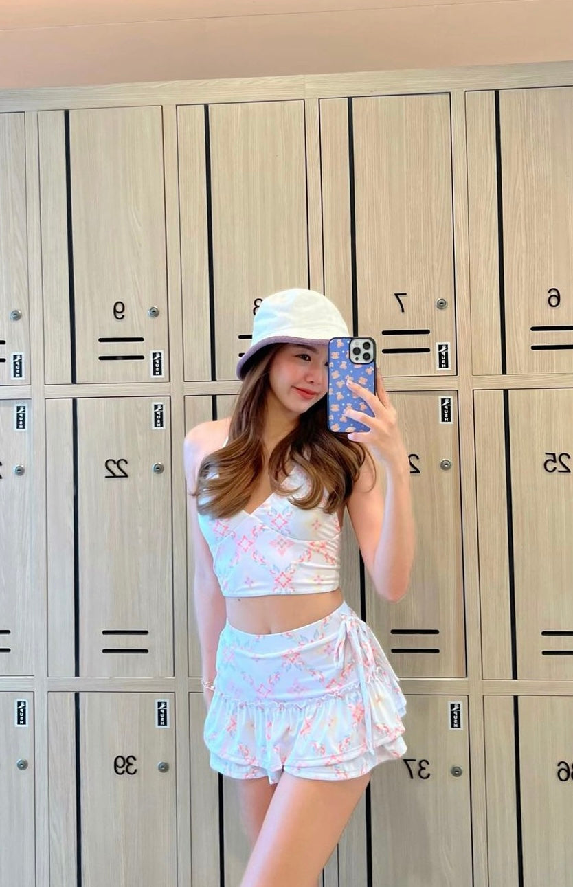เสื้อว่ายน้ำครอปท็อป - เชียงใหม่