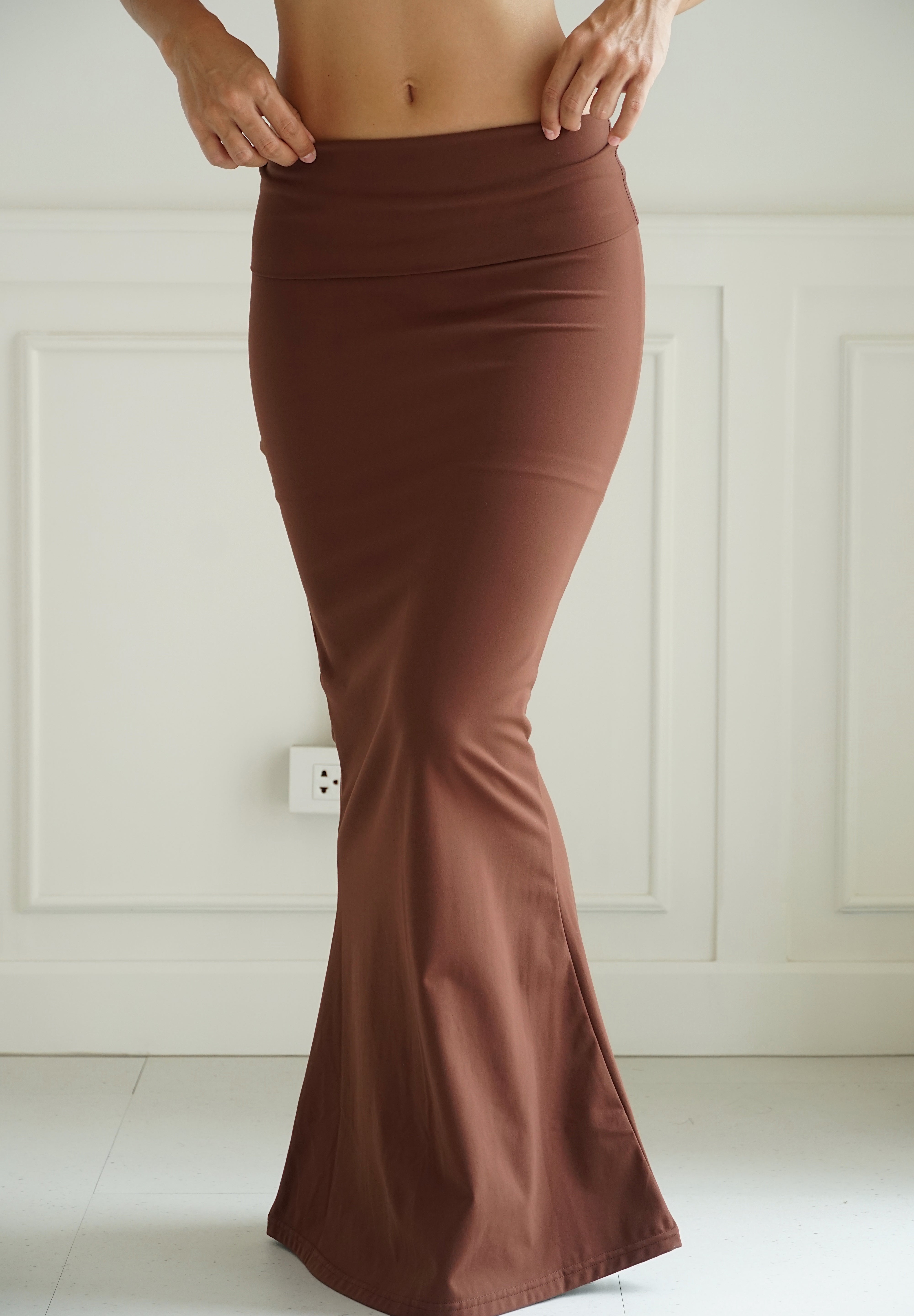 Sculpt Maxi Skirt